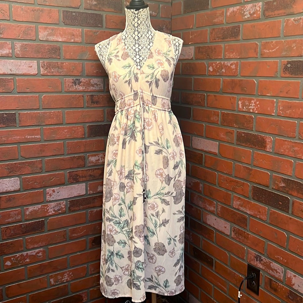 ☀️3 for $40! Black Tape by Dex Cream Blush Vintage Floral Maxi Dress